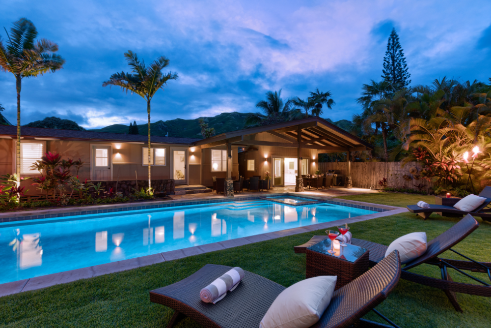 hawaii vacation rental with pool